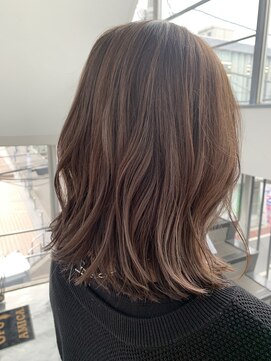 オーパスアミカ(OPUS AMICA) 透明感バレイヤージュ×艶感バニラベージュ