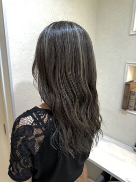 ヘアースペースブルーム リアン 岡町店(HAIR SPACE BLOOM Lien) ハイライトカラー