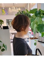 クラメールパリ 福岡(Kraemer Paris) くせをいかしたショートヘア