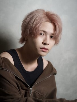 アルファ 新宿(alpha) サーフカール/ 刈り上げセンターパート/ブルーブラック[新宿駅]