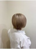 カット&ホワイトベージュカラー
