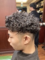 ブロートーキョー(BroTokyo)&nbsp;MEN'Sツーブロックフェードハードパーマツイストパーマツイスパ