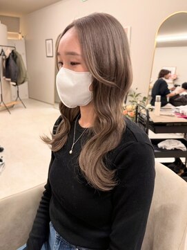 クリーム 町田(Cream) 柔らかいミルクティーベージュ/ケアブリーチダブルカラー