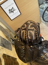 ナチュラルピー バーバー デルタ(Natural.P berbar DELTA) デザインコーンロウ
