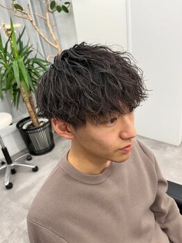 ティーアウト(T-OUT)の写真/実力派スタイリストの完全マンツーマン施術で、自分史上最高のキマるスタイルを叶える◇