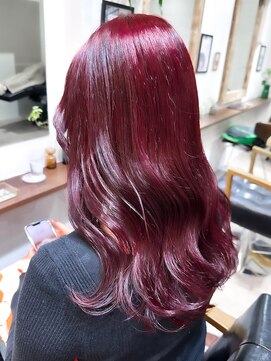 ラレイ ハラジュク(Lalei harajuku) 【白石】ブリーチなし赤髪ワインレッドボルドー暖色艶カラー原宿