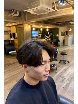 ミオ ベガ(Mio'' VEGA) 毛流れセンターパート