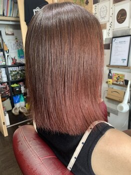 《湯河原駅車で3分/駐車場有》湯河原で最先端の施術が可能！似合わせスタイルもお任せ♪