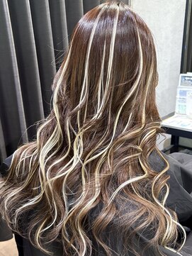 ゼスト クレス(ZEST Cres) 【立川CRES三木】エクステコントラストハイライト