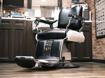 マスタッシュ(MUSTACHE)の写真/デキる男は髪型から！経験豊富なメンズカットでビジネスシーンを輝かせる★