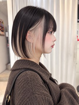 ボックスミコ(Box mico.) 暗髪×インナーカラーで魅せる大人可愛いボブ