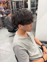 フィフスワン(fifth one) 波巻きシャドウ