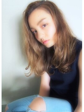 リマ(RIMA) 【RIMA】HARUKI 外国人風☆かきあげたラフな毛束感とAsh Beige