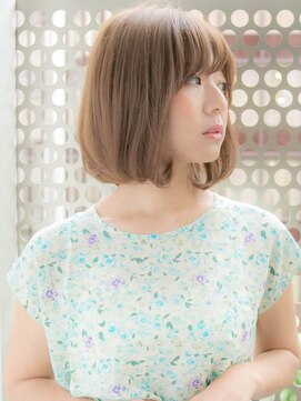 ルティア(Lutia) 透明感のあるアッシュベージュカラーはお任せ ★★