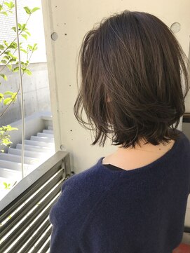 ラルジュ(large) 【large】大人かわいいゆるふわレイヤーボブ 清水保奈美