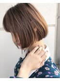 上質感のあるスリークボブ/透明感カラー/シアーベージュ