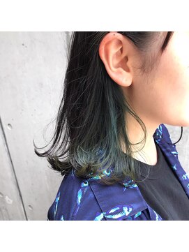 アコット(Acotto.) ターコイズ/インナーカラー/外ハネボブ[下北沢Acotto]