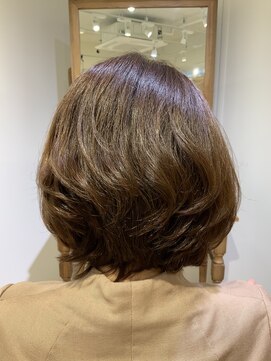 ユーネリー(U-NERY) グラデーションボブ