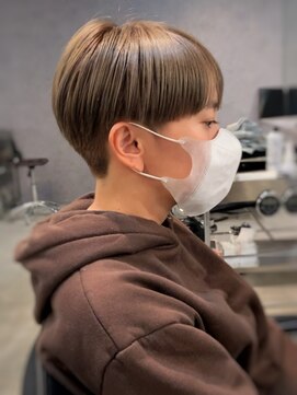 イトシテ ダブルカラー×刈り上げマッシュ【担当ジントモヒト】