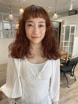 アコット(Acotto.) 明るめのオレンジヘアー、