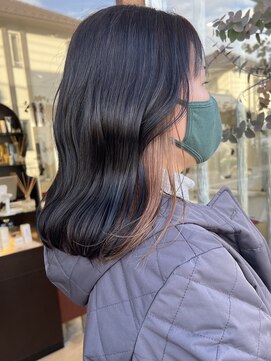 ジェニュイン(genuine) ミディアムボブフロントレイヤー/インナーベージュ