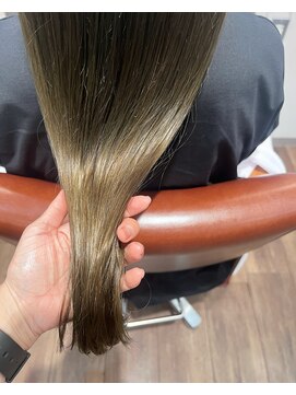 クララデアンシュシュ(Kurara de UN CHOU CHOU) マットアッシュ