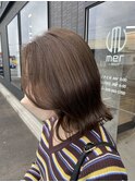 くすみベージュカラー