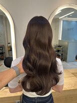 ジーナ 本八幡(Zina)&nbsp;大人かわいい20代30代40代小顔ショコラベージュ　Zina本八幡