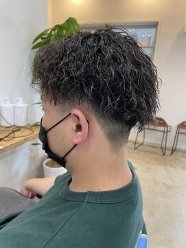 リット(lit.) ニュアンスパーマ/スペインカール/スパイキーショート/守谷