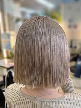 リッシュ 馬込沢店(RISHE) ホワイトベージュ