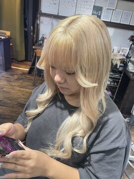 ガルボ ヘアー(garbo hair) ハイトーン ホワイトカラー エクステ 10代 20代