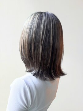 カイル (KAIL) 【KAIL仙台東口】 ハイライトカラー　アディクシーカラー