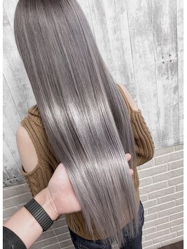 ロウル 渋谷(LOWRL) シルバーグレー/ブリーチ/エクステ