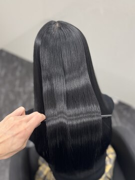 ルナス 福岡天神(LUNAS) 縮毛矯正+髪質改善トリートメント