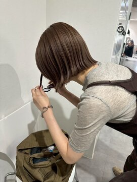 シエラ 南船場(CIERA.) 姫カットベリーショート切りっぱなしボブアッシュグレー