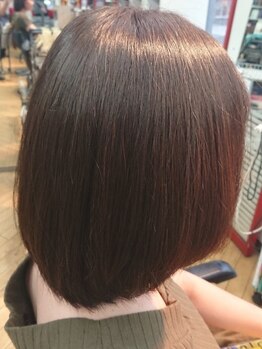 カラーズギャラリー(Color's Gallery)の写真/ヘナのいいところ取りのカラーが大人気!ダメージを最小限に抑えながら艶感と柔らかさを引き出します*