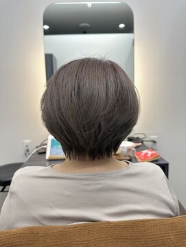 コモド(Comodo) ショートボブ