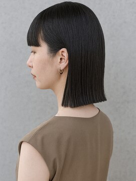 ファイン 滝川店(Fine) 黒髪ぱっつんライン感重視エッジボブ