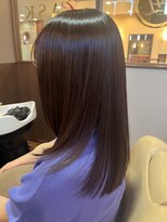 エルアスク&nbsp;大人可愛いヘルシーロングスタイル30代40代50代60代