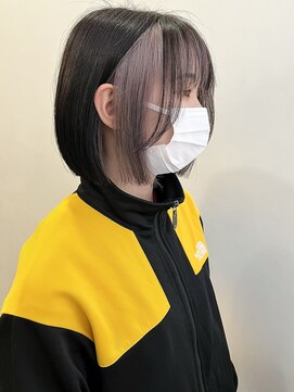 ツイギー 歩行町店(TWiGGY) インナーホワイトパール×ミニボブ