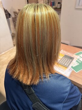 ドルチェヘアー(DOLCE HAIR) 個性的アンブレラカラー