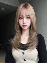 レア 新越谷(LEA) ハイトーンロングレイヤー × ベージュブロンド