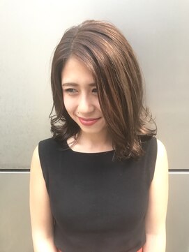 グランドライン(GRAND LINE) 《GRAND LINE 代表 YUTAKA》切りっぱなし　グレージュカラー