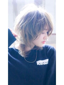 エイミー(Aimee) Aimee マッシュウルフ×アッシュグレージュ