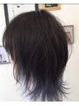 アイリス トーキョー(IRIS Tokyo) ウルフスタイルにインナーカラーでブルーをいれました。