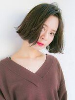 ルティア 池袋(Lutia) 外ハネ切りっぱなしボブ