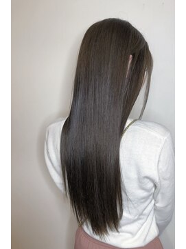 フロート 小阪店(float) ツヤロング_マロンベージュ Aラインボブ かきあげ