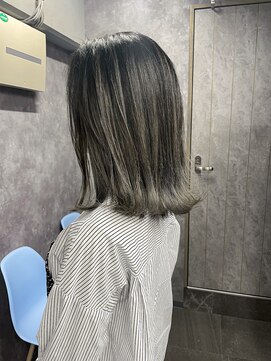 ナナシ(nanac) グレージュバレイヤージュ