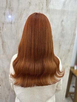 ラビス(Lovis) ミディアム/暗めカラー/デザインカラー/フェイスフレーミング