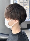 センターパート縮毛矯正マッシュ刈り上げ毛流れツーブロック